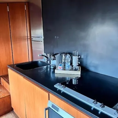 Di Design A Brera Ac, Wi-fi E Lusso